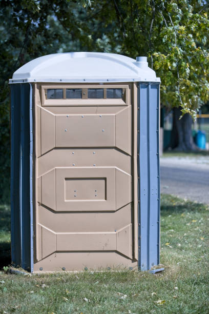 Portable Toilet Options We Offer in Lone Oak, TN